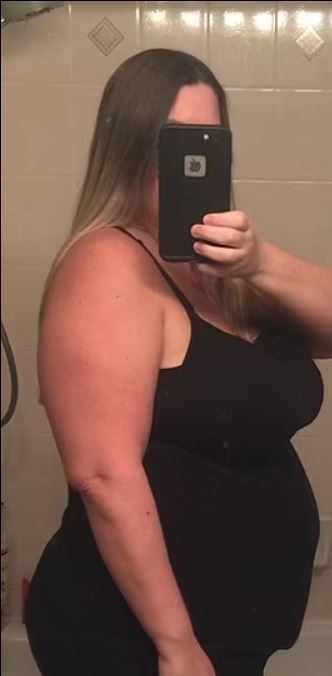 أم تخسر كمية هائلة من وزنها بهذه الطريقة... الدافع خلف قرارها مؤثر جدا! (صور)