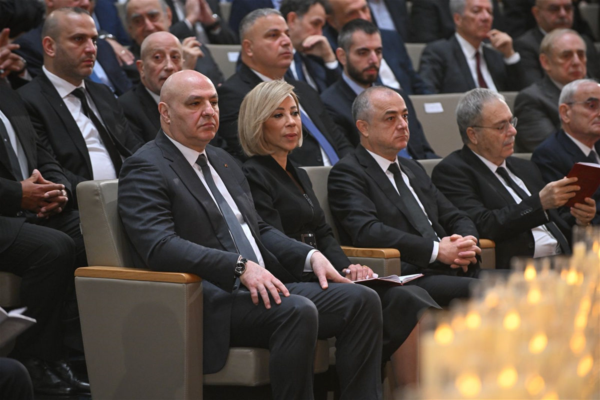 ExtImage 3648843 1479319168