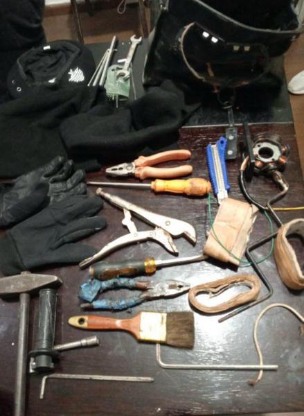 عصابة تنشط بسرقة الدراجات الآلية... وشعبة المعلومات توقف أفرادها بالجرم المشهود!