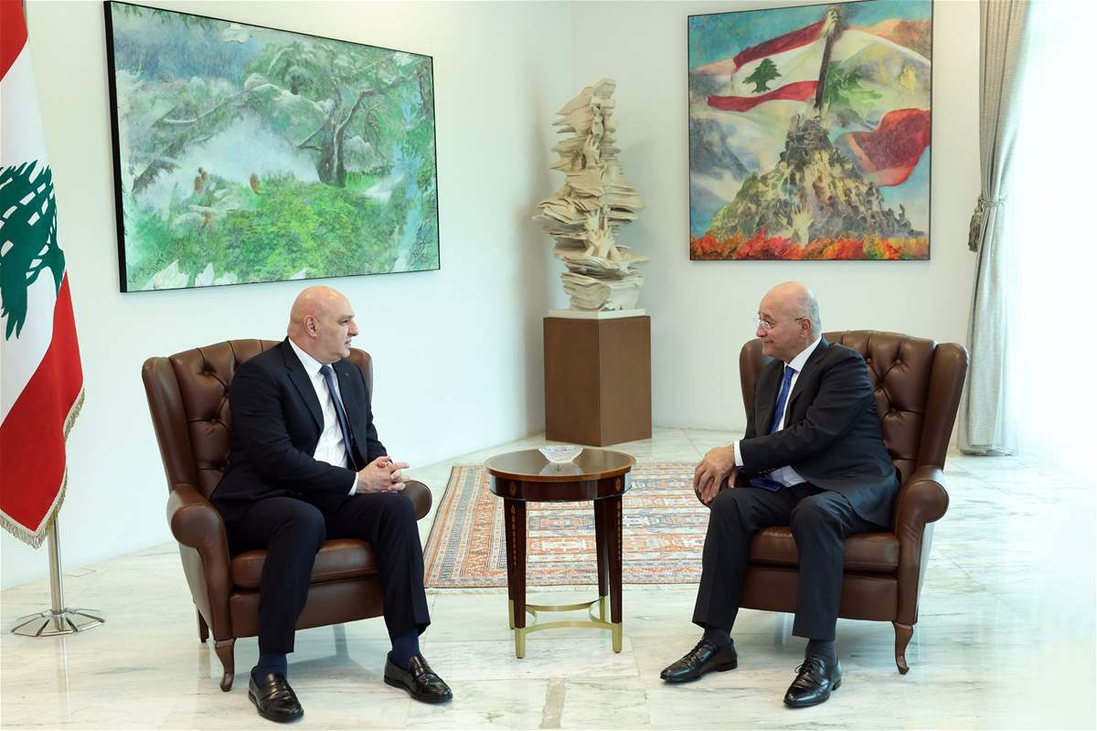 الرئيس عون للمفوض السامي للأمم المتحدة لشؤون اللاجئين: لبنان يحتاج إلى مساعدات عاجلة 2 ExtImage 4985411 692345024