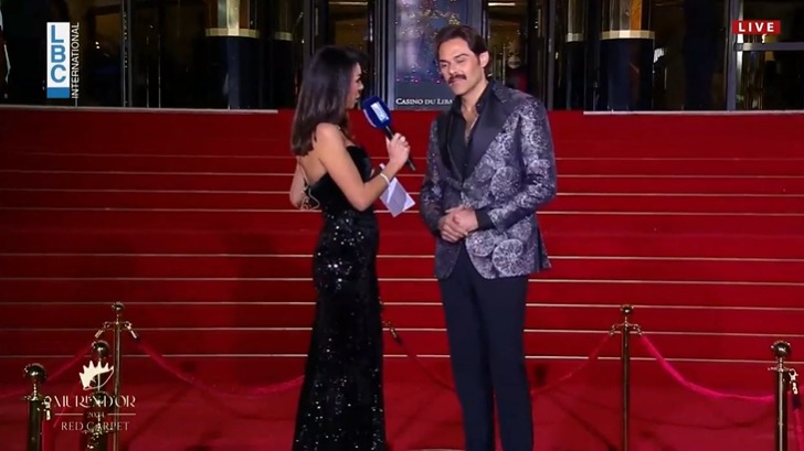 إطلالة مازن معضم تلفت الأنظار على السجادة الحمراء في الموريكس دور (صور)