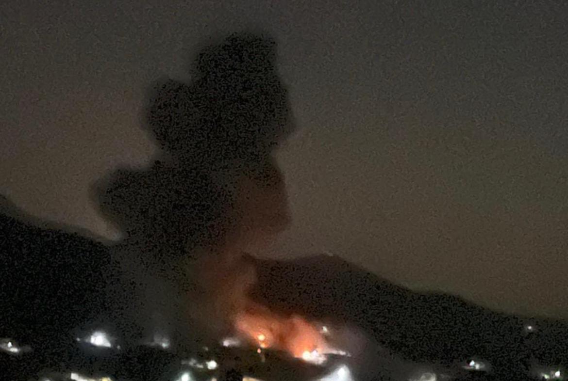 غارة اسرائيلية على بلدة كفرحمام استهدفت منزلا في حي الصوان ما أدى الى تدميره بشكل كامل من دون وقوع اصابات