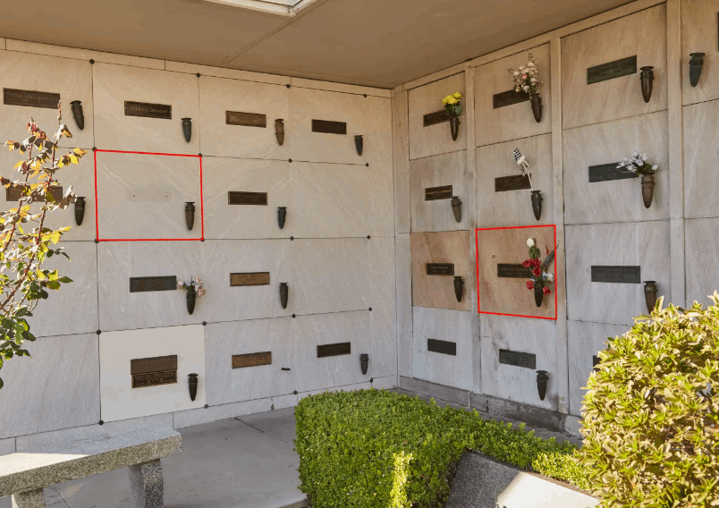  مقبرة تستحق الموت من أجلها ... سرداب معروض للبيع قد يصل سعره الى 400 ألف دولار والسبب: مارلين مونرو! (صور)