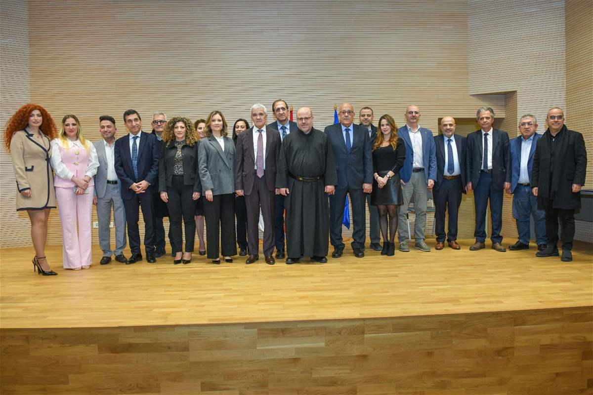 ExtImage 6297025 39199112