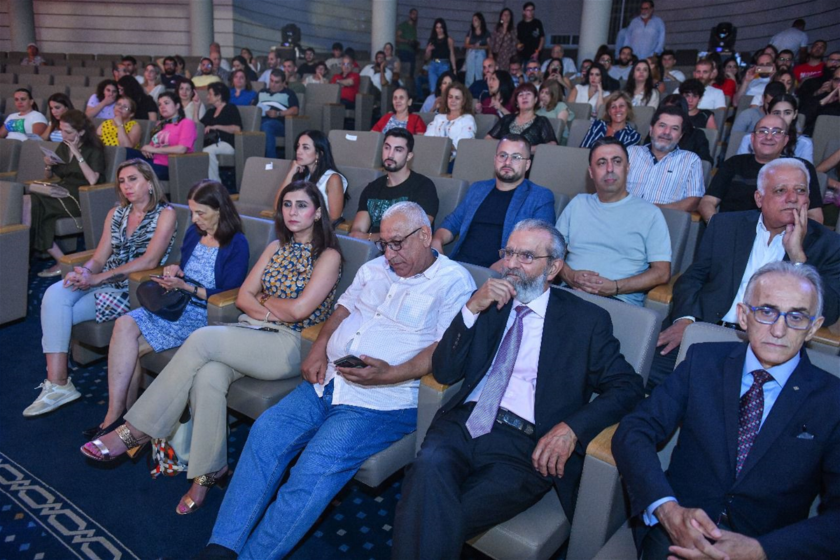 حفلة للغناء العربي في جامعة الروح القدس بقيادة غادة شبير... أعادت الحضور إلى الزمن الجميل