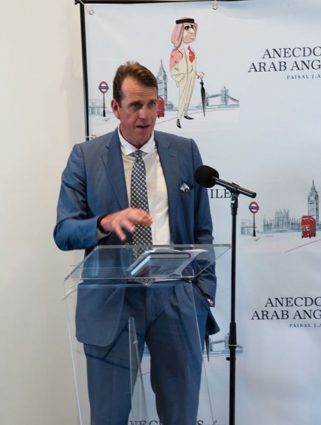 ندوة في رابطة المؤلفين البريطانية عن كتاب الصحافي السعودي فيصل عباس