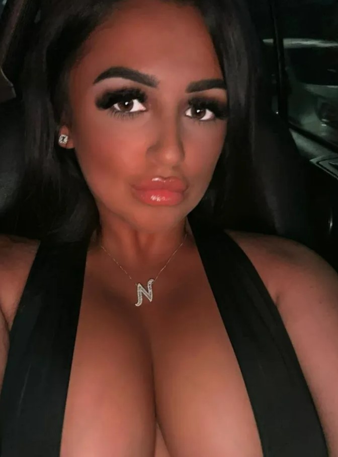  تيك توكر ثرية تتعرض للسرقة والضرب في منزلها على يد عصابة ملثمة (صور)