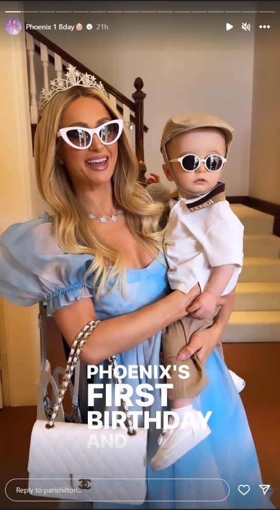 أطلقت له كلمة جديدة... باريس هيلتون تحتفل بعيد ميلاد طفلها الأول (صور)