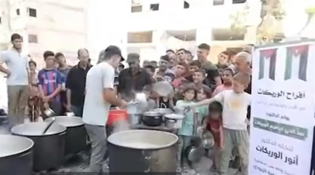 عريس يقوم بمبادرة دعما لغزة... قرر أن يقيم زفافه في القطاع وهذه النتيجة (صور)