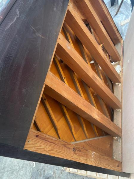 عبر المطار إلى إحدى الدول الأوروبية: إحباط عملية تهريب 40 كلغ من الحشيشة مخبأة داخل بيانو 