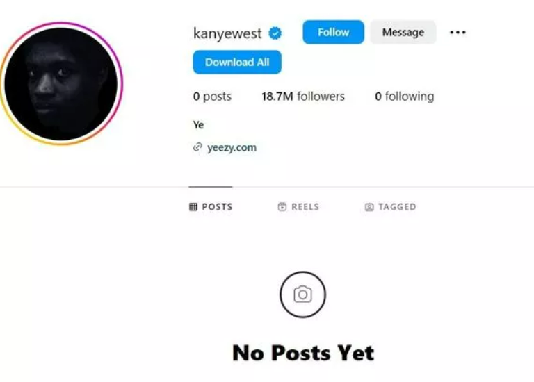 نشر لقطات شبه عارية لزوجته ثم سحبها... ردود الفعل كانت عنيفة وهذا مصير حساب كانييه ويست على إنستغرام!