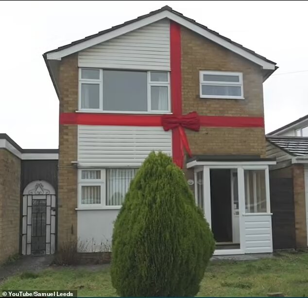 مستثمر عقاري يفاجئ أهل زوجته بهدية استثنائية وغير متوقعة... وسط ردود فعل مؤثرة للغاية! (فيديو)