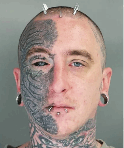 جماجم وأجزاء بشرية سرقت من جامعة معروفة واشتراها رجل مرعب... تاجر بها عبر الانترنت وهذه التفاصيل!