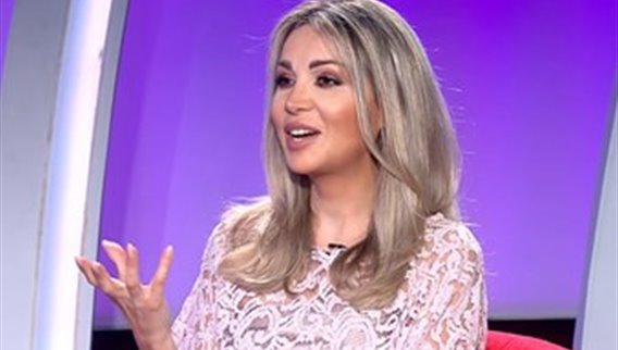 مشهور مصطفى ومروى قاروني 