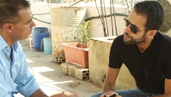 ماذا تحمل ذاكرة فادي عن ذلك اليوم؟ وآخر صورة لوالدته عندما رحلت وتركته في عمر الـ 4 سنوات هو وإخوته البنات في عهدة عمّاتهم في بيت الدامور .. والحاجة الملحّة إلى الأم ومعرفة الحقيقة