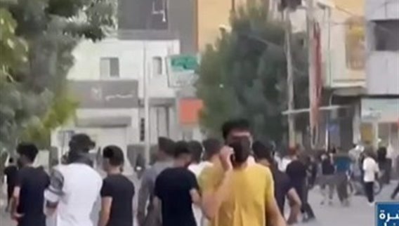 الشارع الإيراني لم يهدأ بعد... ماذا في آخر الأحداث؟