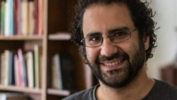 ما سر الاهتمام الدولي بقضية الناشط المصري البريطاني الموقوف علاء عبد الفتاح؟