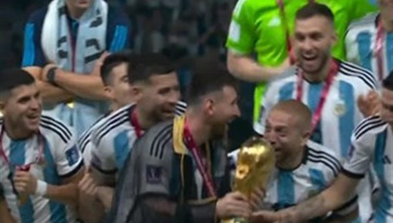كيف كانت ردة فعل العالم على المباراة النهائية بين فرنسا والأرجنتين؟