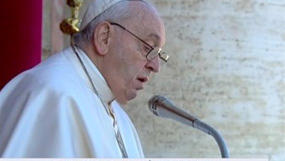 البابا يدعو لإنهاء الحرب الهوجاء في أوكرانيا ويذكر لبنان في صلواته