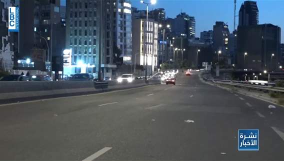 Taxi drivers hold sit-in