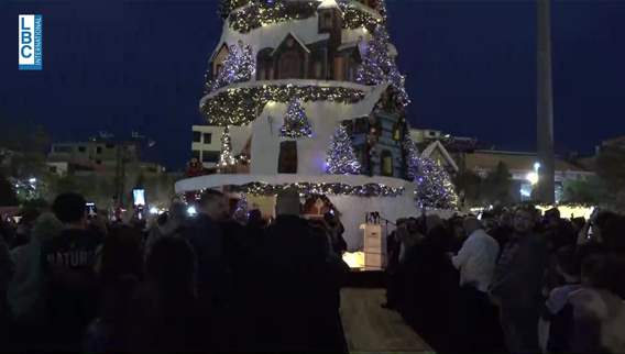 اضاءة شجرة الميلاد في مدينة البترون