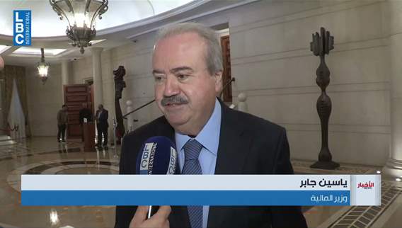 جابر يعلق على إقرار القانون المتعلق بالمتعاقدين في وزارة الاعلام. لا أرقام للمستفيدين منه