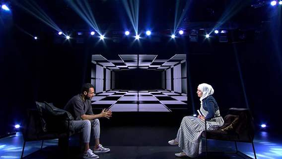 Ahmar Bel Khat Al Areed